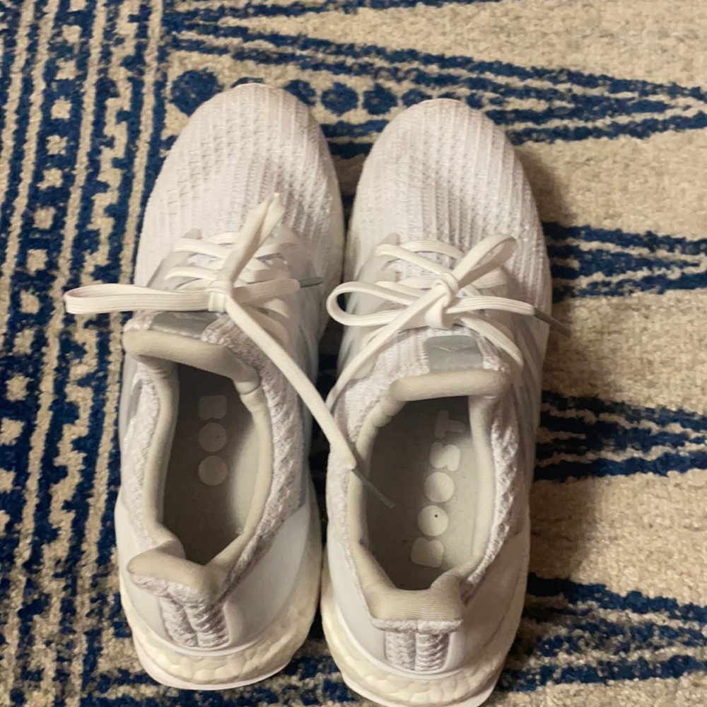 Game Of Thrones x Wmns UltraBoost House Targaryen